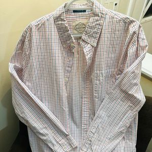 Men’s plaid button down
